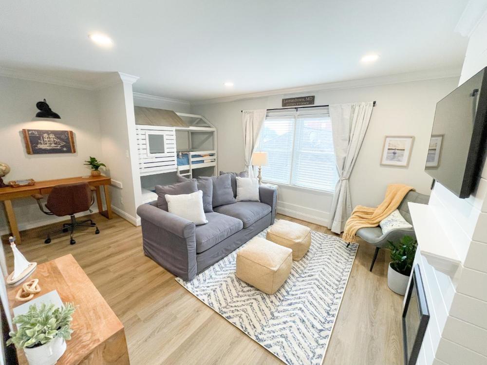 One-Bedroom Apartment interior